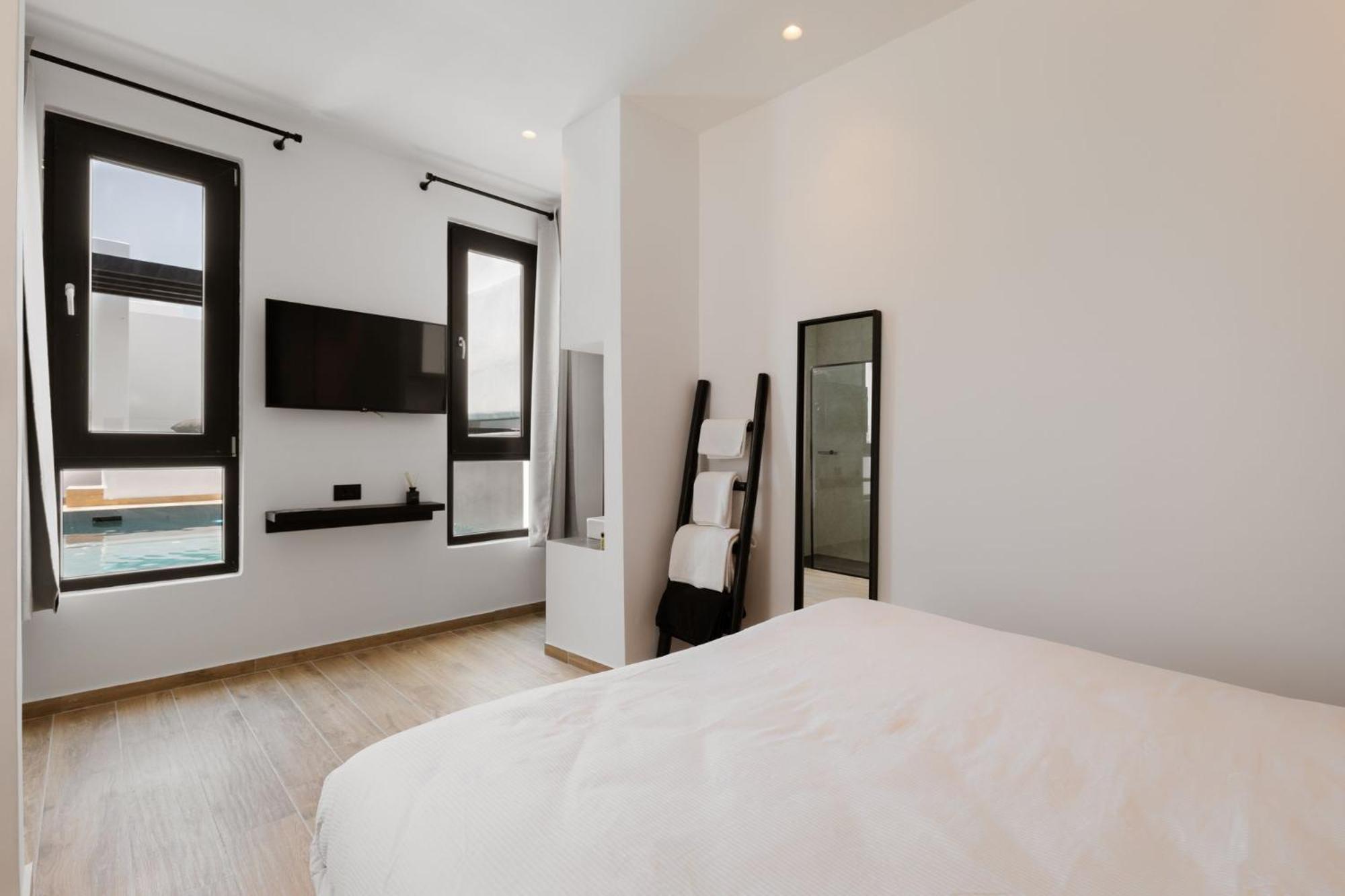 Laguna Suites In Mazera Mykonos Mykonos Town Екстер'єр фото